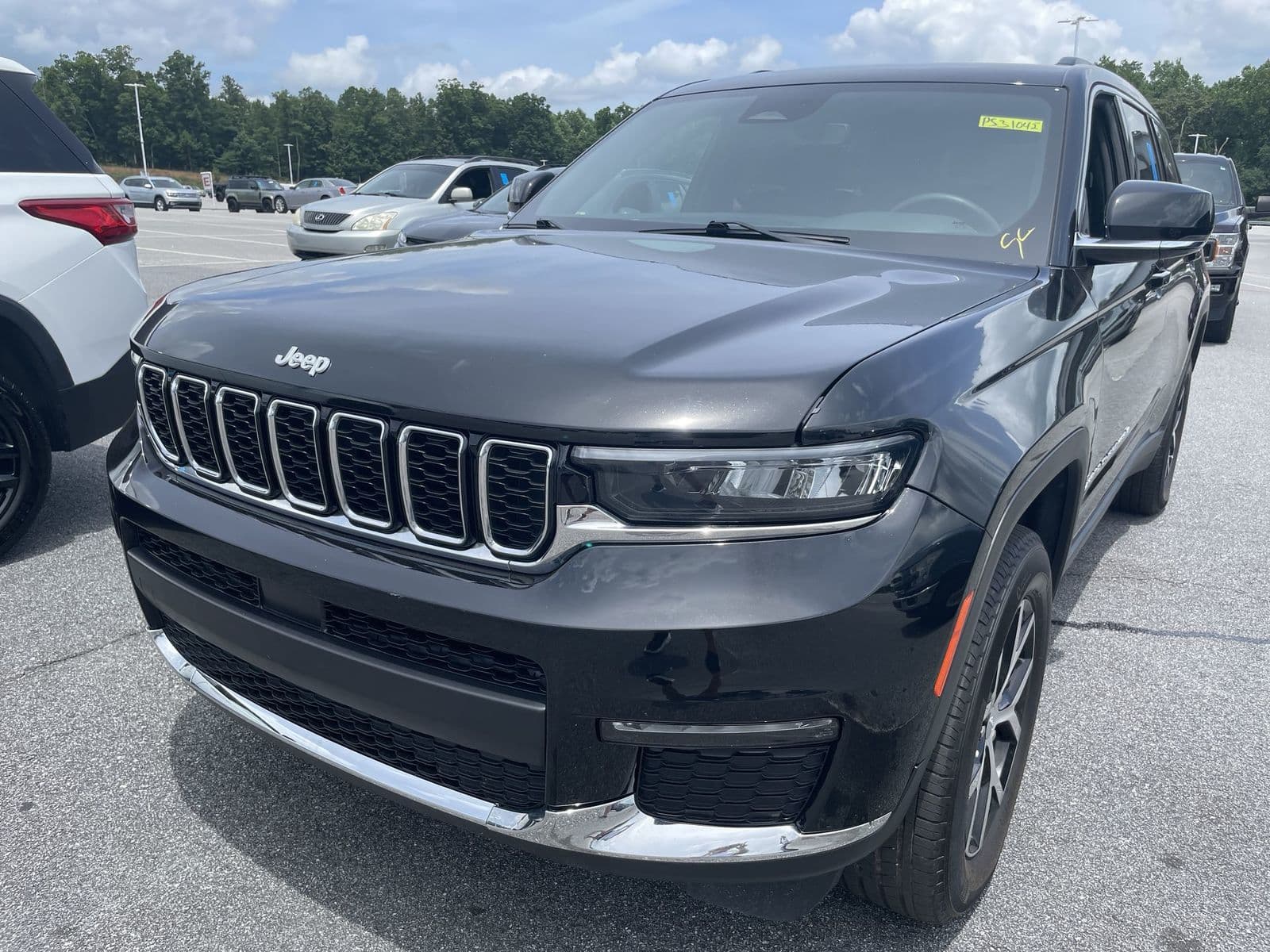 2024 Jeep Grand Cherokee LIM photo 1
