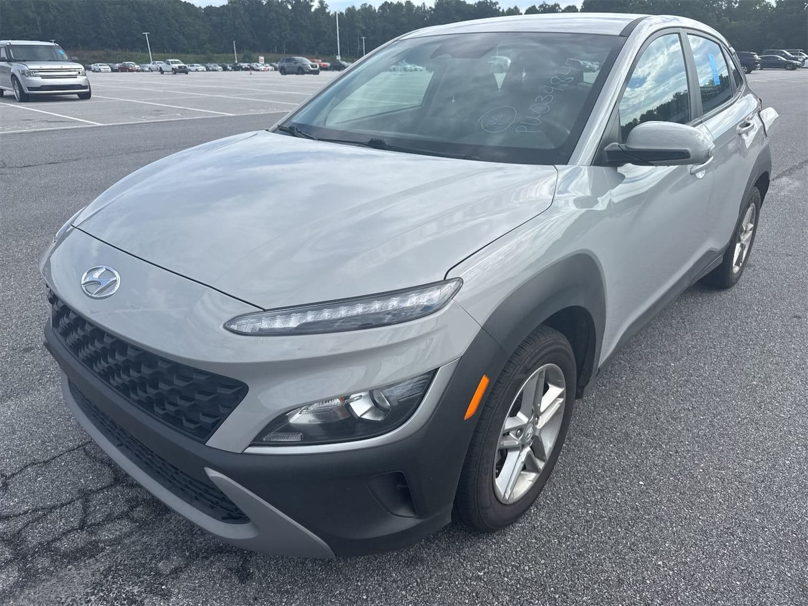 2023 Hyundai Kona SE photo 1