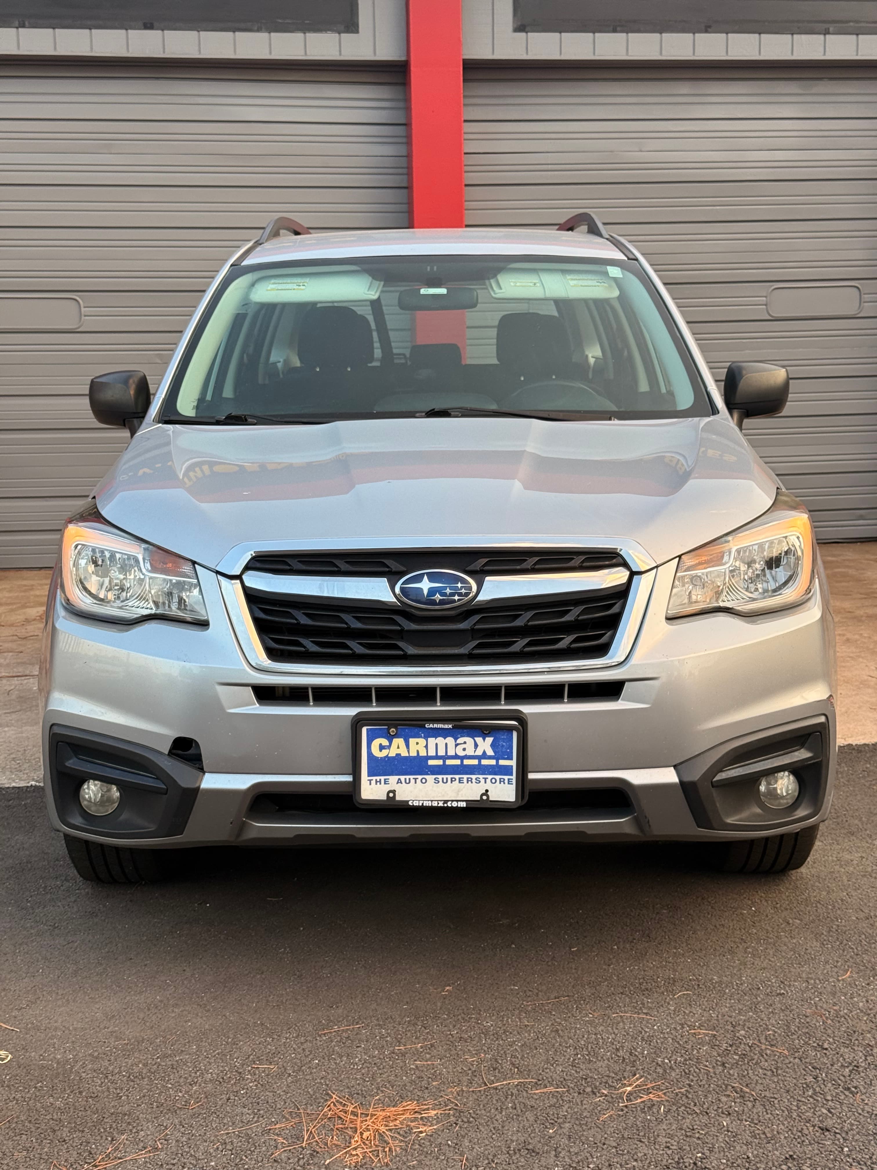 2017 SUBARU Forester Base + photo 1