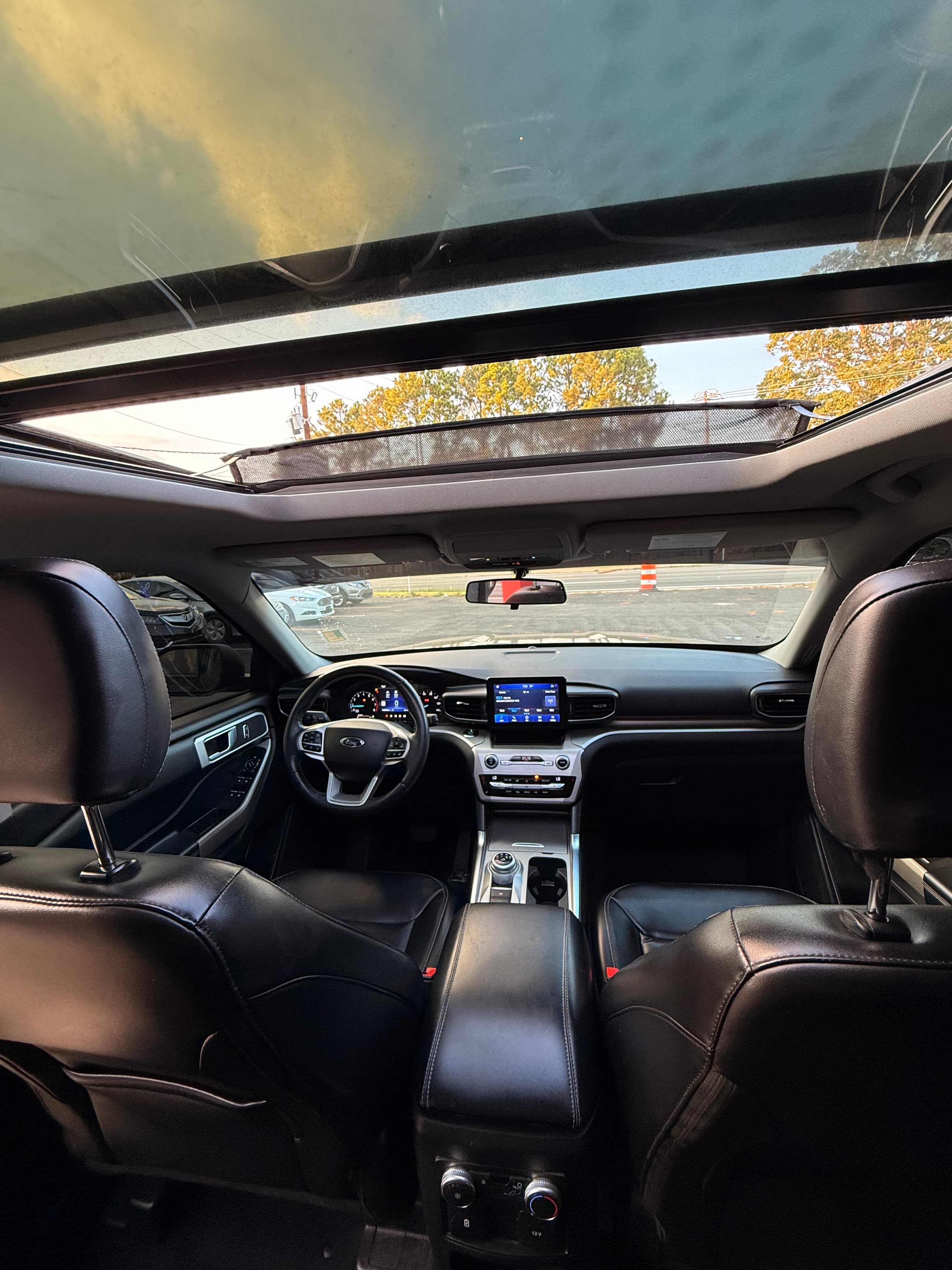 2021 Ford Explorer XLT - Photo 4